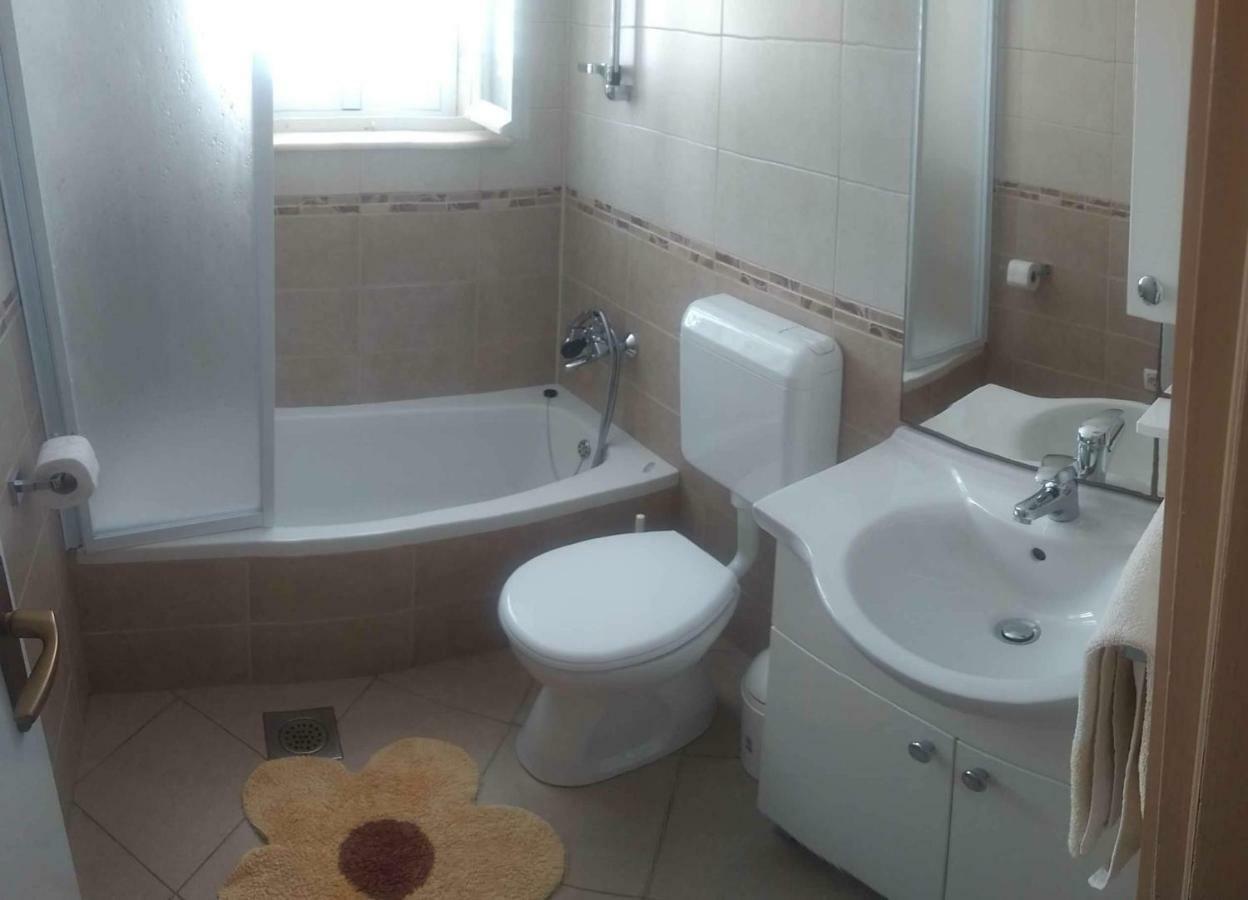 Apartments Ivona Lumbarda Zewnętrze zdjęcie